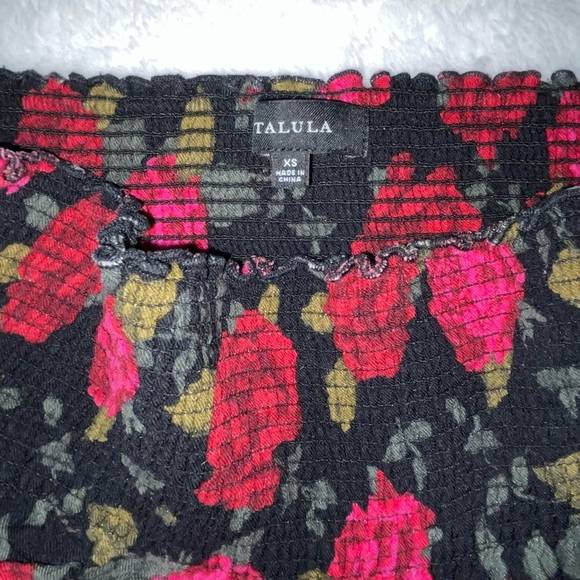Aritzia Talula XS Rose Red Mini Skirt Comfy Cute Sexy Stretchy Waist Band​ - Picture 3 of 6